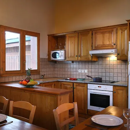 Les Arolles By Les Etincelles Aparthotel 4*
