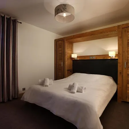 Appart hôtel Résidence Les Arolles By Les Etincelles 4*